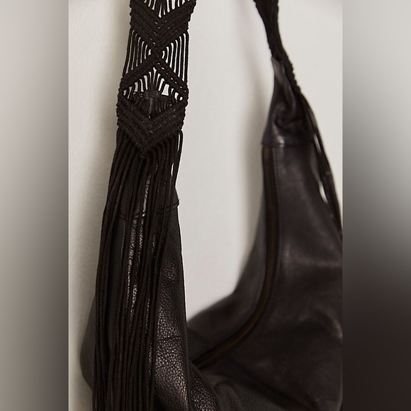 Free People Finn Fringed Sling Bag - Picture 4 of 7